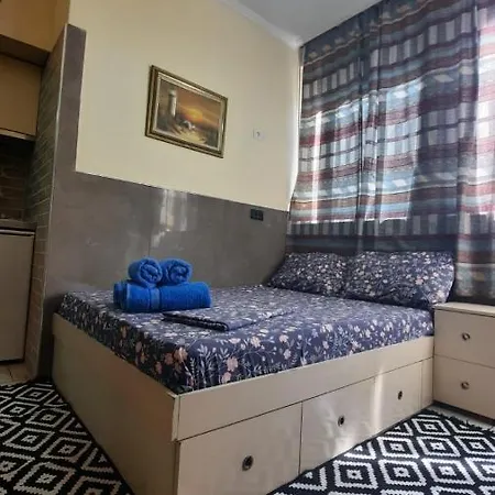 Διαμέρισμα Lovely Apt.0-1